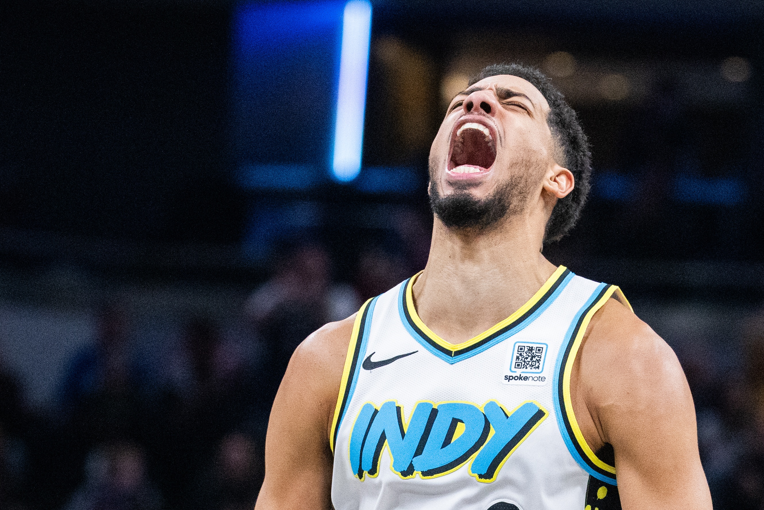 步行者击败国王，沃伦砍下34分