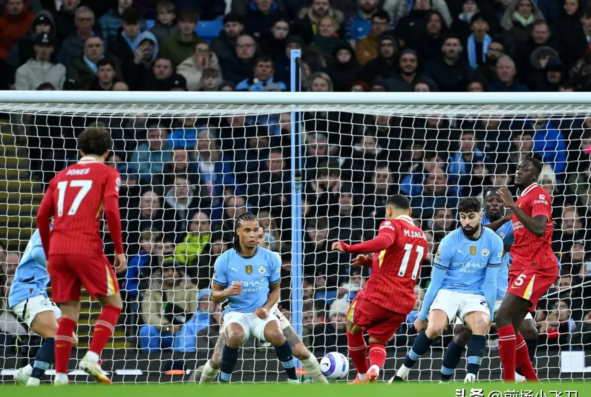 熊猫体育互动-曼城客场输球，遭遇连败困境