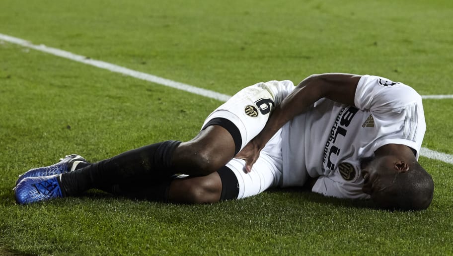 熊猫直播-瓦伦西亚铁卫受伤，坑人一线