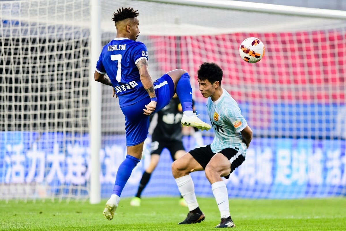 熊猫直播官网-关于瓦伦西亚追捕巴拉圭风暴，冲击领头羊宝座的信息