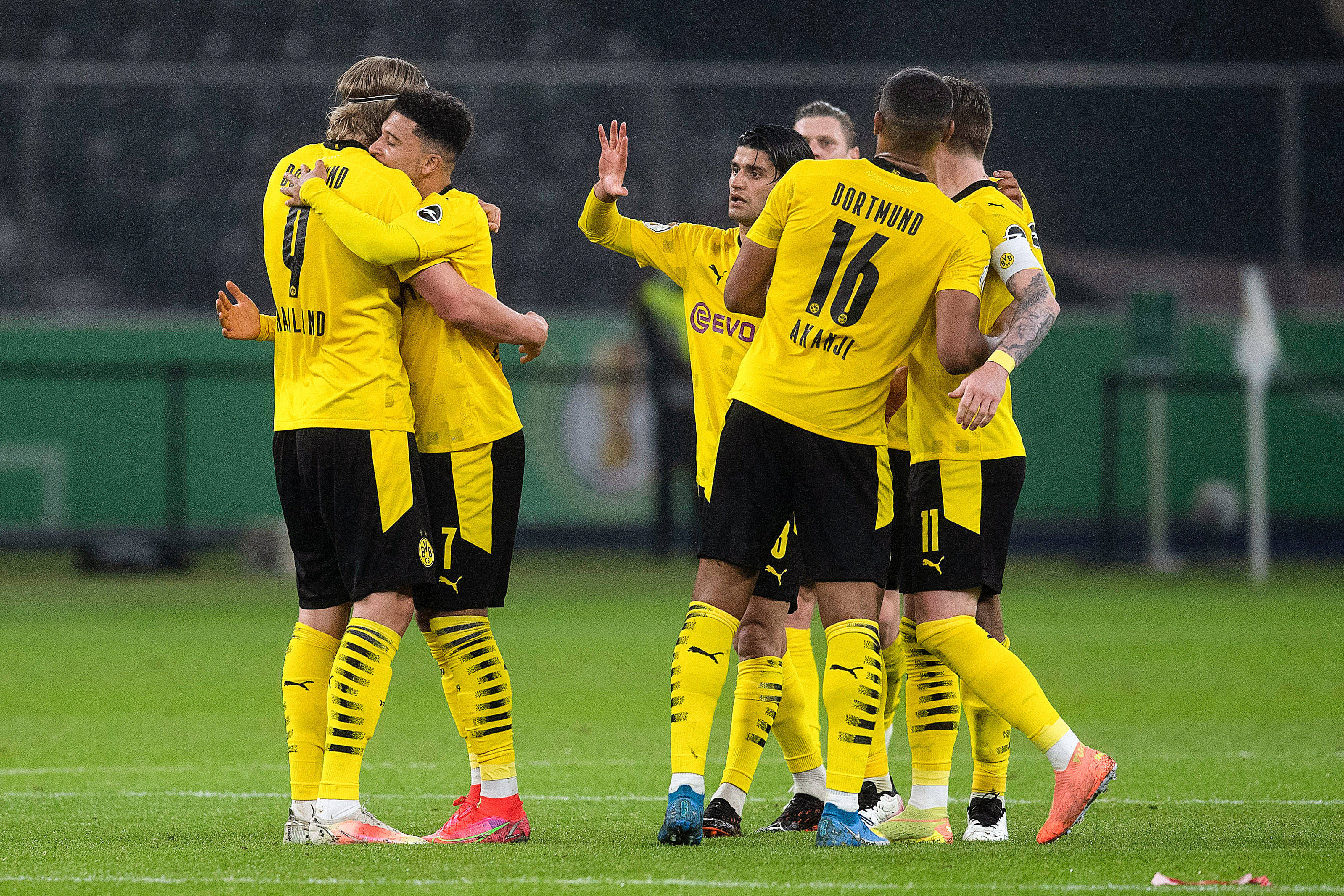 尤文图斯战术调整不利，输球频繁