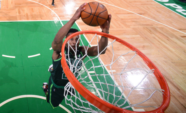 队长独揽45分绿军获胜 队长独揽45分绿军获胜