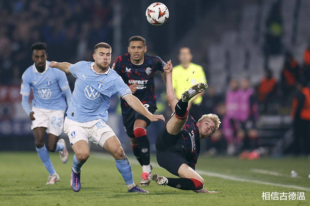 马尔默在比赛中展现出色进攻火力 马尔默在比赛中展现出色进攻火力