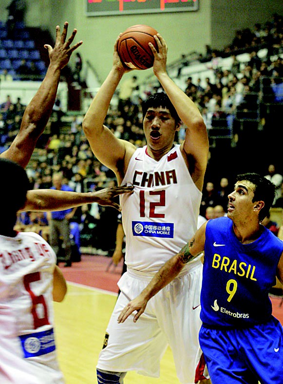 包含澳门男篮教练出招精准，成功带领球队逆转的词条