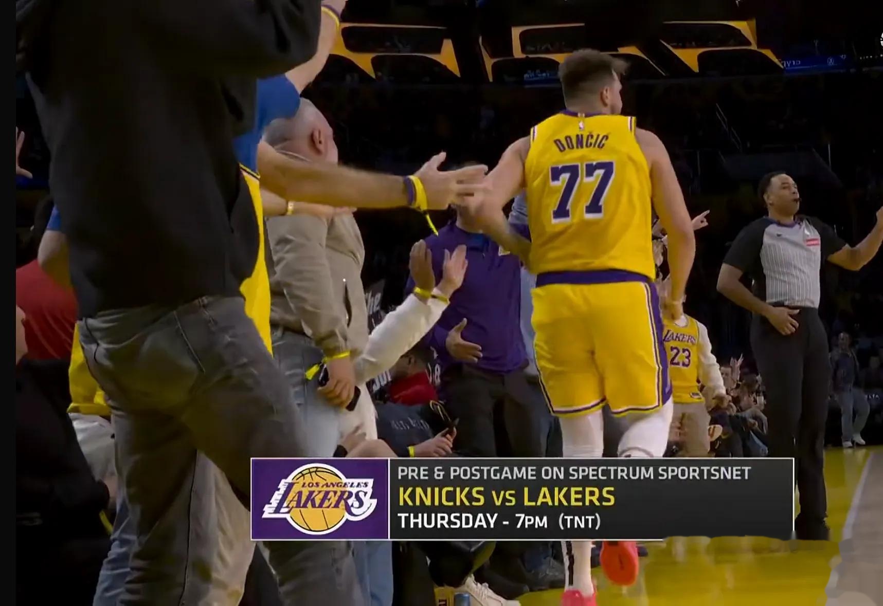 尼日利亚男篮绝杀快船，詹姆斯三分雨点燃全场